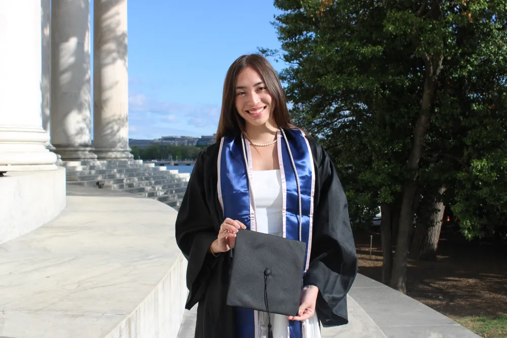 Izzy Bartholomew ’21